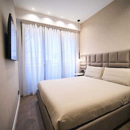 Monet Golden House Next To Duomo Apartment Милано Екстериор снимка